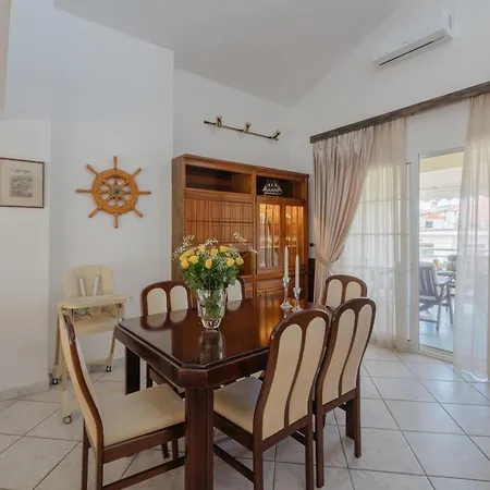 مكان تخييم House لايميناس